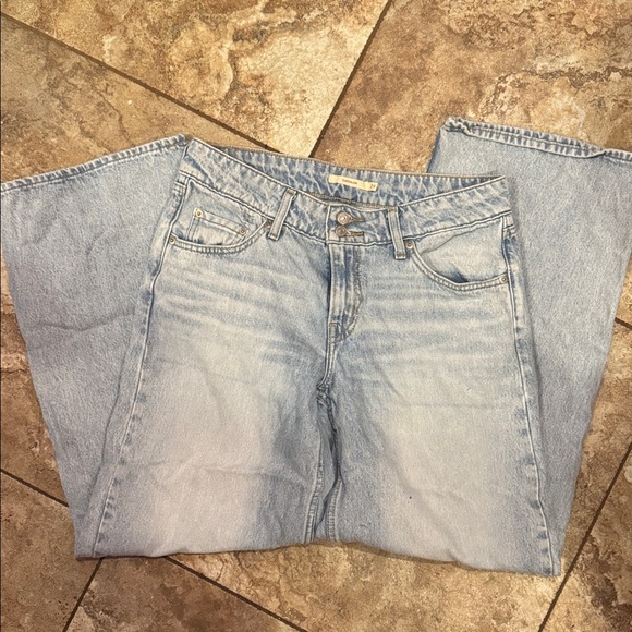 Levi’s Superlow loose Abraided art - Picture 3 of 5